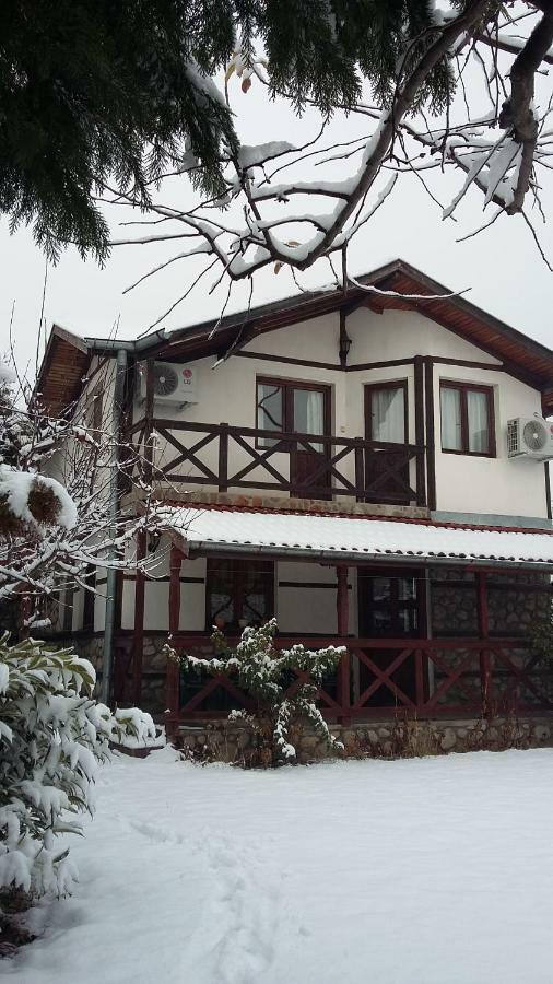 Belcheva Kashta Villa Banya  Ngoại thất bức ảnh
